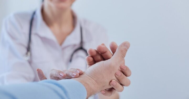 psychoterapia-grupowa-dla-doros--ych-po-do--wiadcz-auto-3900