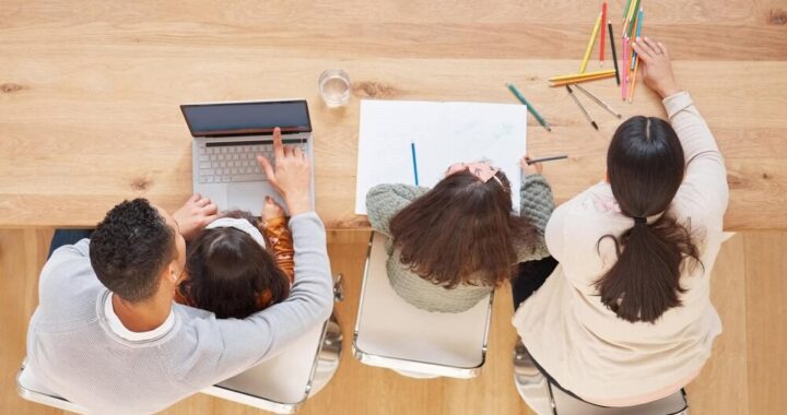 sta---w-urz--dzie-miejskim-w-ka--uszynie-----szans-auto-3539